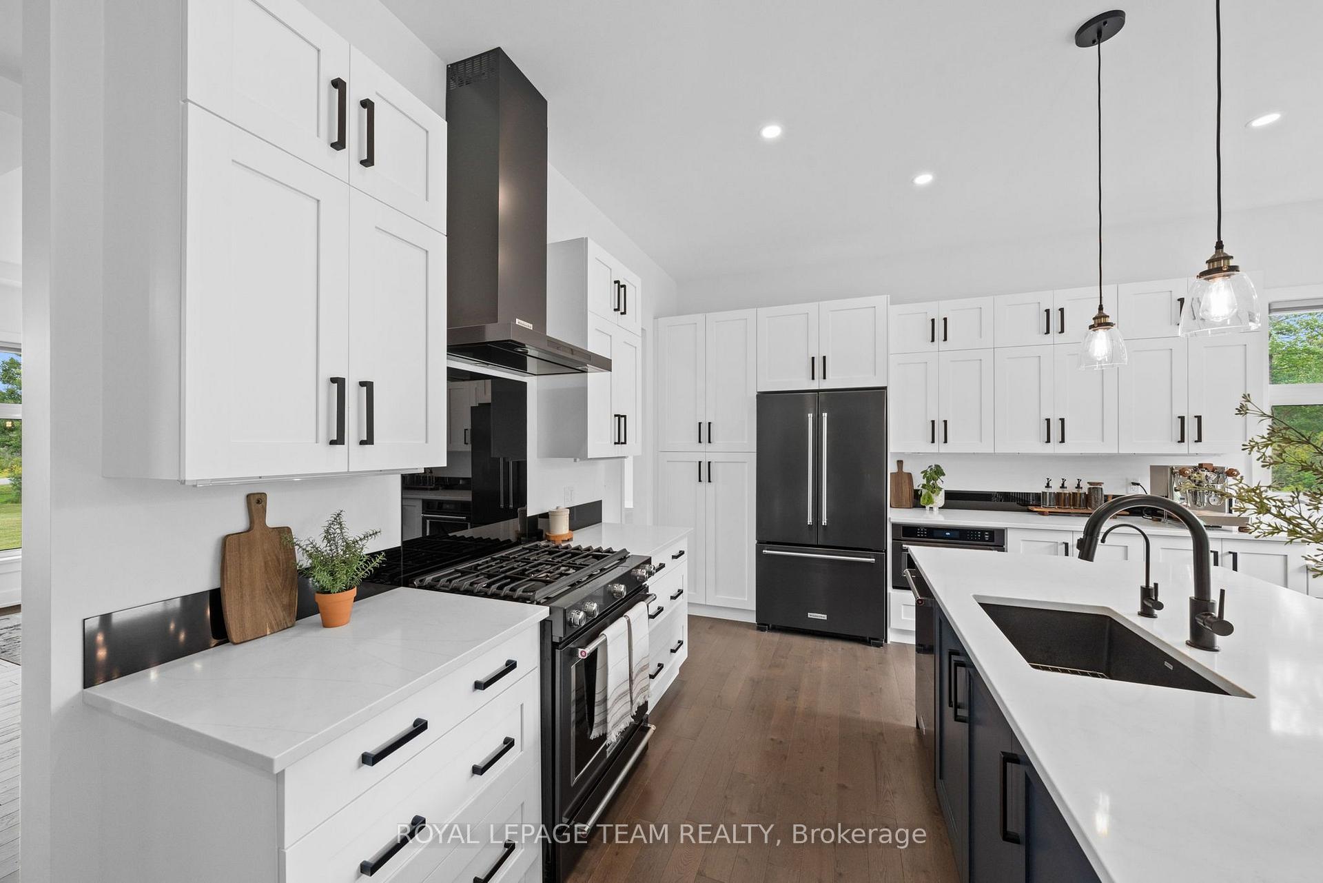 Photo 14 of 176 Country Meadow Drive, Ottawa, Huntley Ward (North West) — HOMEH