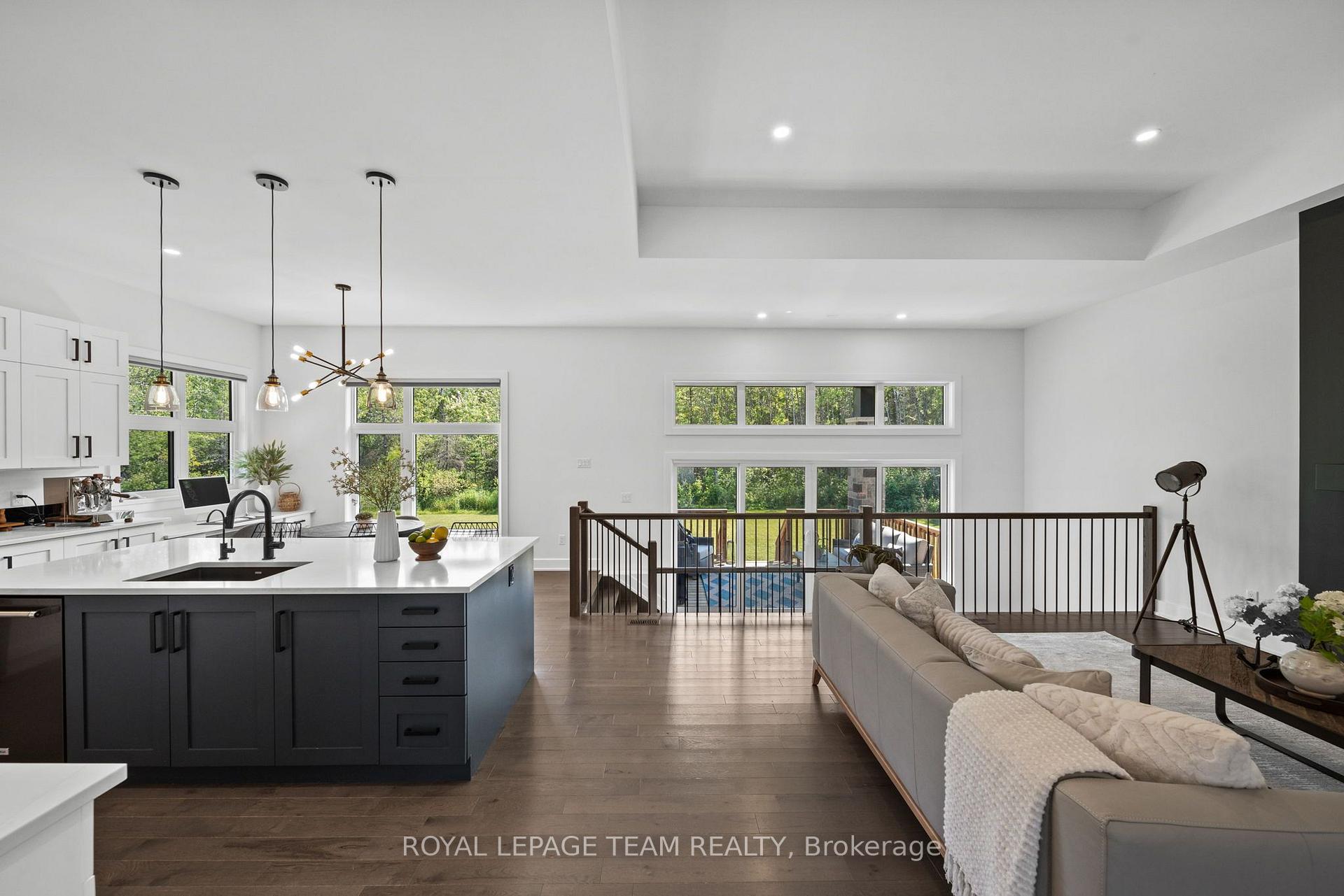Photo 15 of 176 Country Meadow Drive, Ottawa, Huntley Ward (North West) — HOMEH