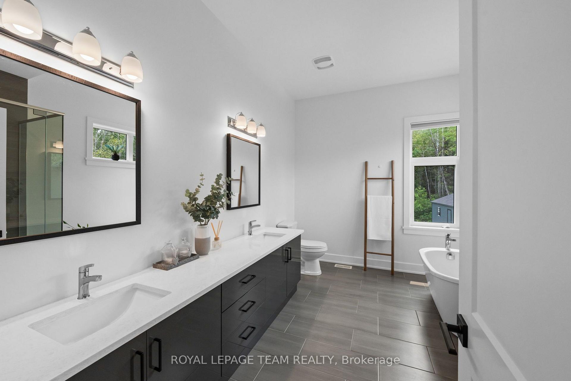 Photo 22 of 176 Country Meadow Drive, Ottawa, Huntley Ward (North West) — HOMEH