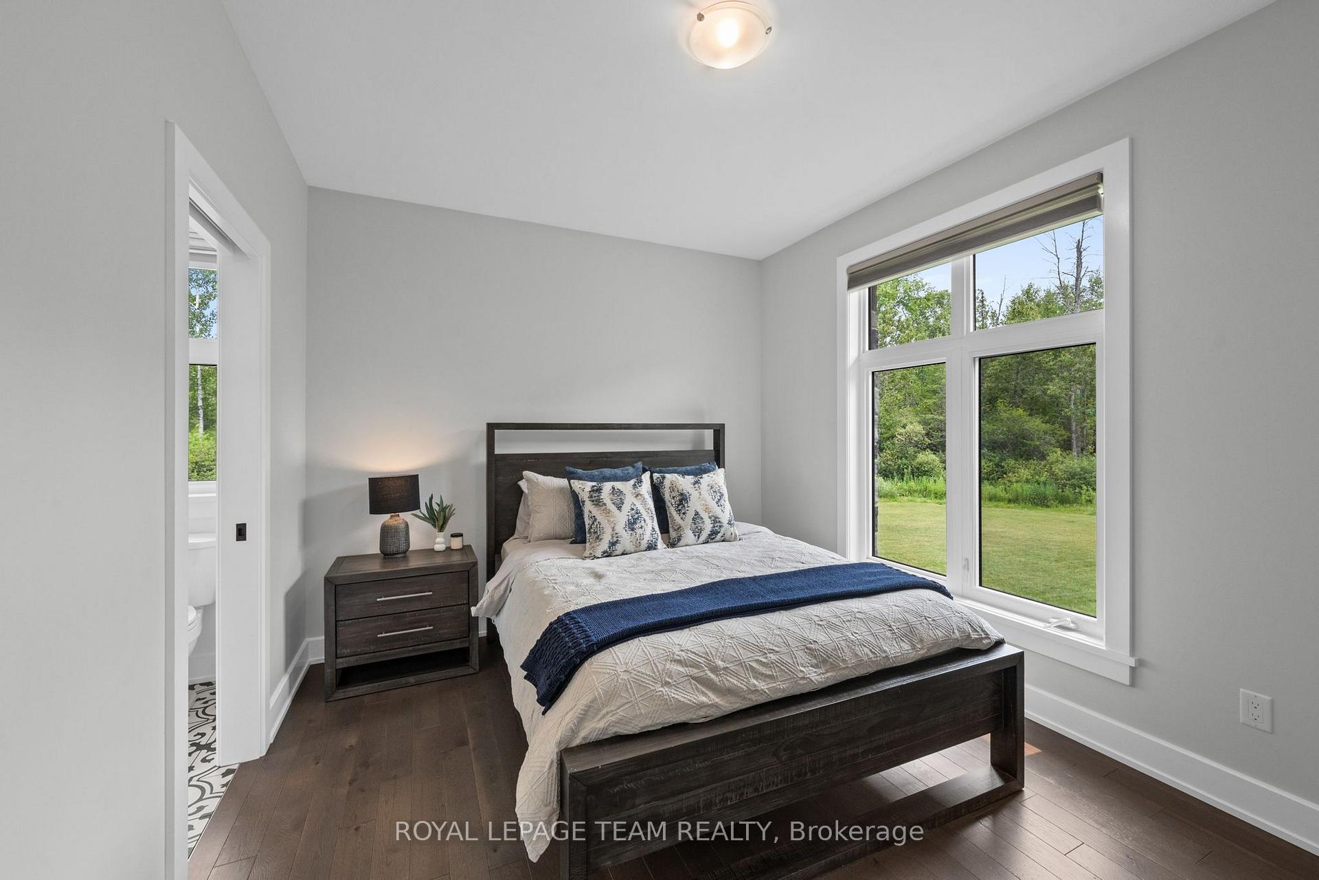 Photo 24 of 176 Country Meadow Drive, Ottawa, Huntley Ward (North West) — HOMEH