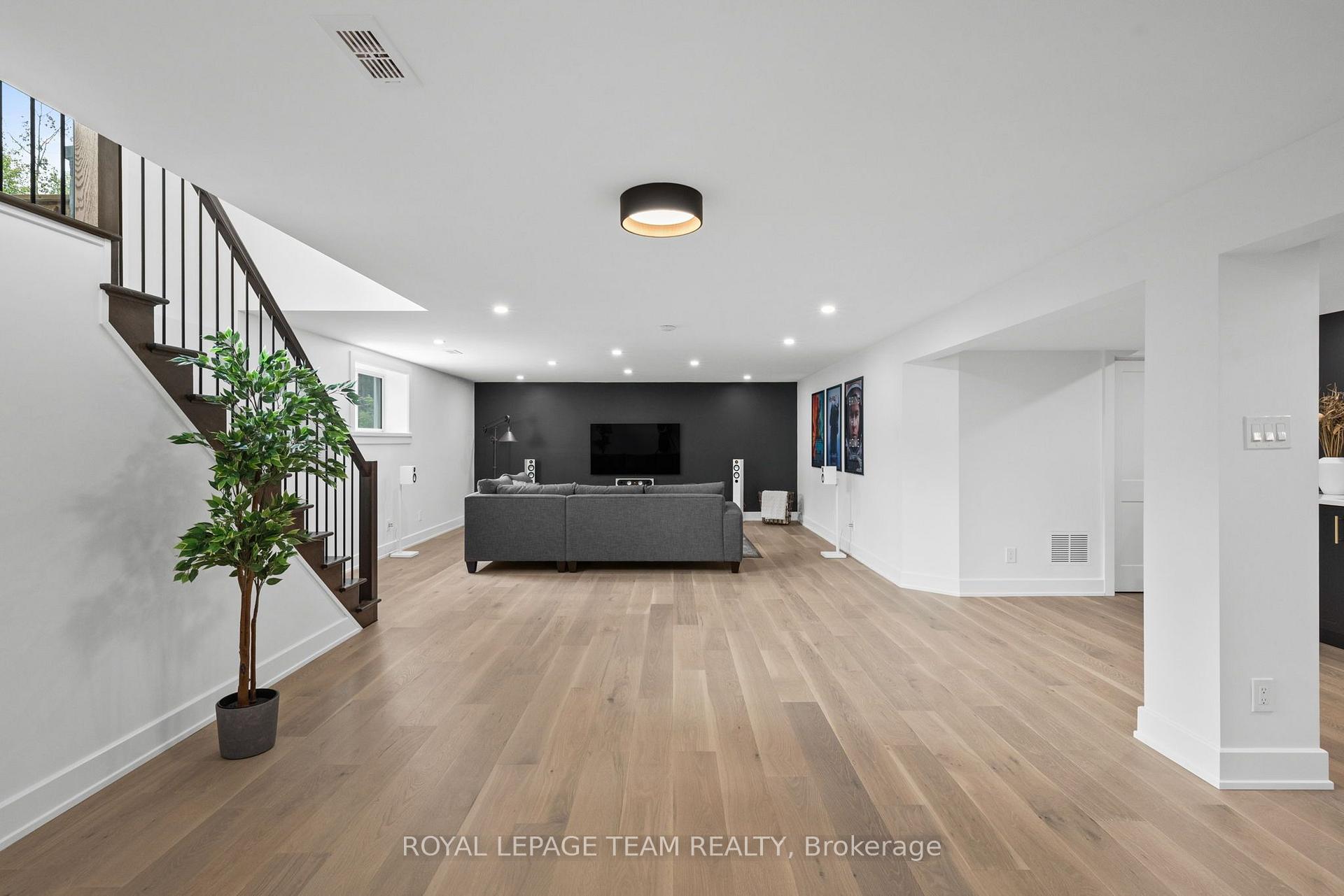 Photo 32 of 176 Country Meadow Drive, Ottawa, Huntley Ward (North West) — HOMEH