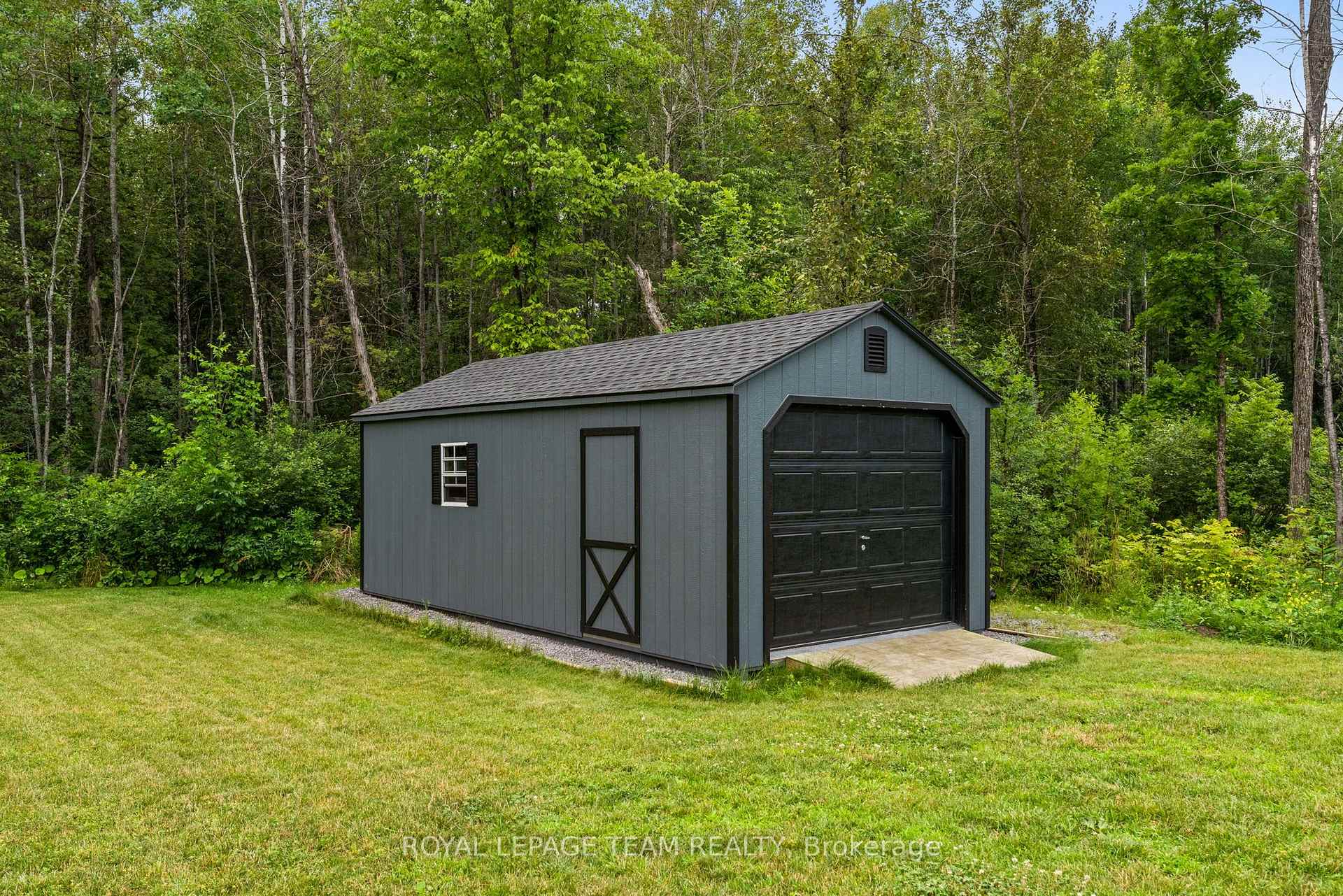 Photo 46 of 176 Country Meadow Drive, Ottawa, Huntley Ward (North West) — HOMEH
