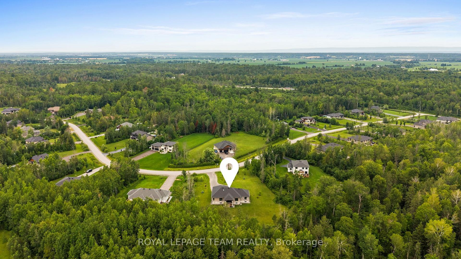 Photo 48 of 176 Country Meadow Drive, Ottawa, Huntley Ward (North West) — HOMEH