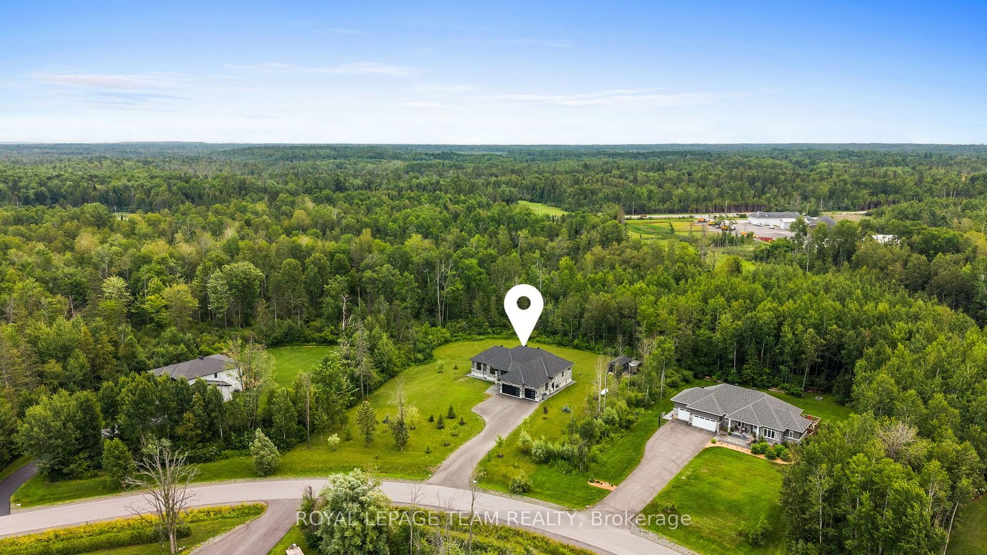 Photo 49 of 176 Country Meadow Drive, Ottawa, Huntley Ward (North West) — HOMEH