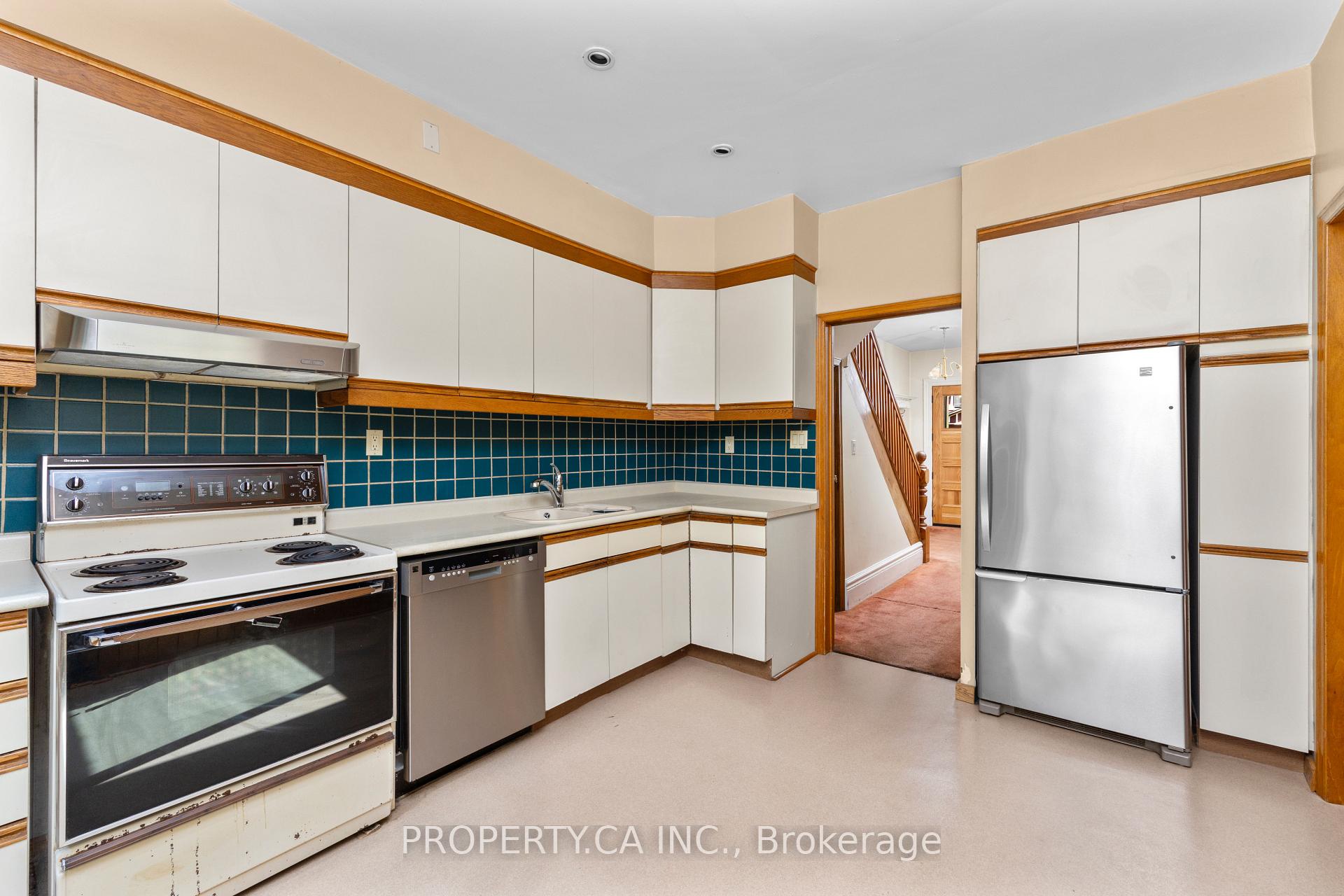 Photo 11 of 131 Pearson Avenue, Toronto, Roncesvalles — HOMEH