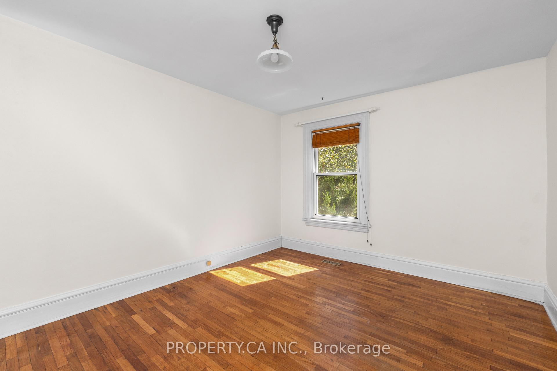 Photo 18 of 131 Pearson Avenue, Toronto, Roncesvalles — HOMEH