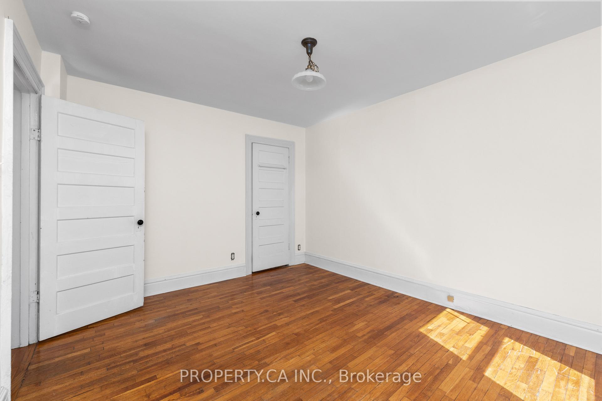 Photo 19 of 131 Pearson Avenue, Toronto, Roncesvalles — HOMEH