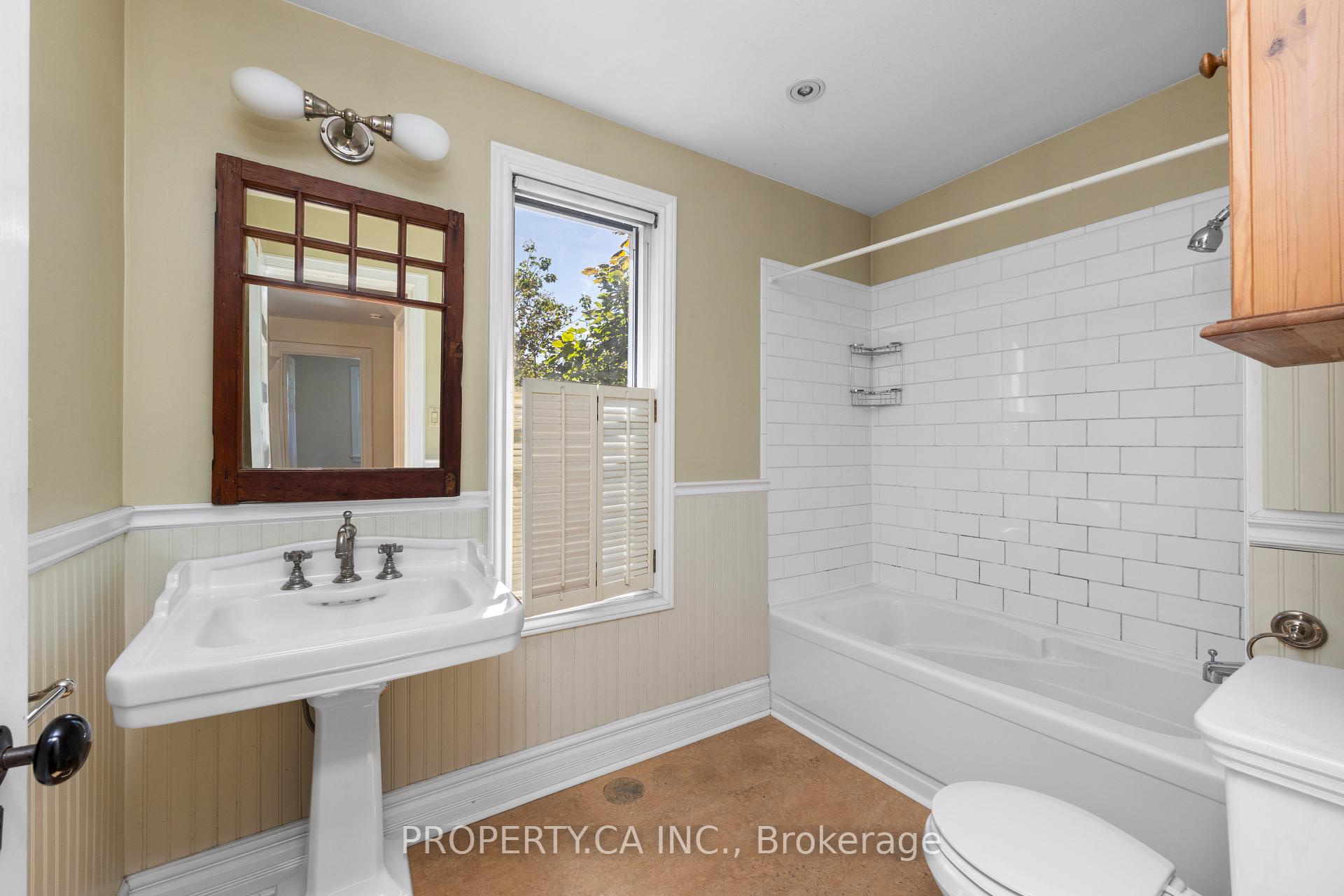 Photo 20 of 131 Pearson Avenue, Toronto, Roncesvalles — HOMEH
