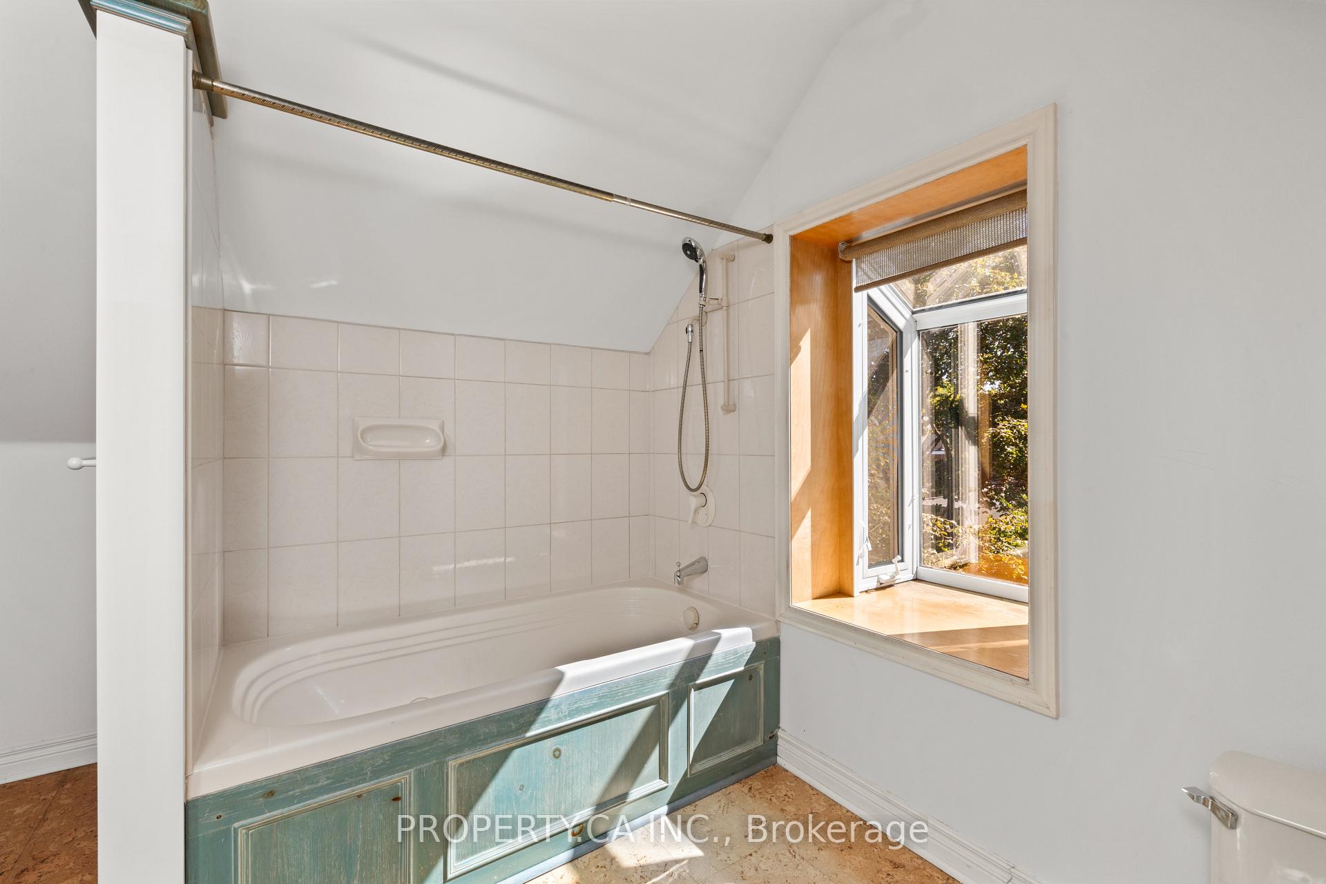 Photo 26 of 131 Pearson Avenue, Toronto, Roncesvalles — HOMEH