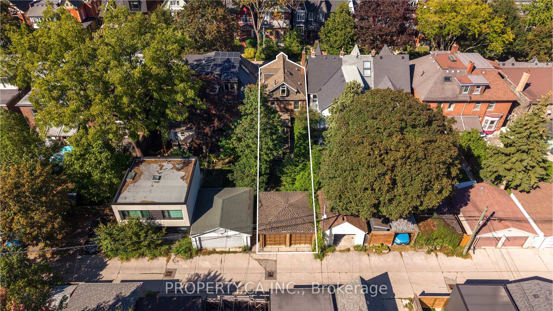 Photo 27 of 131 Pearson Avenue, Toronto, Roncesvalles — HOMEH