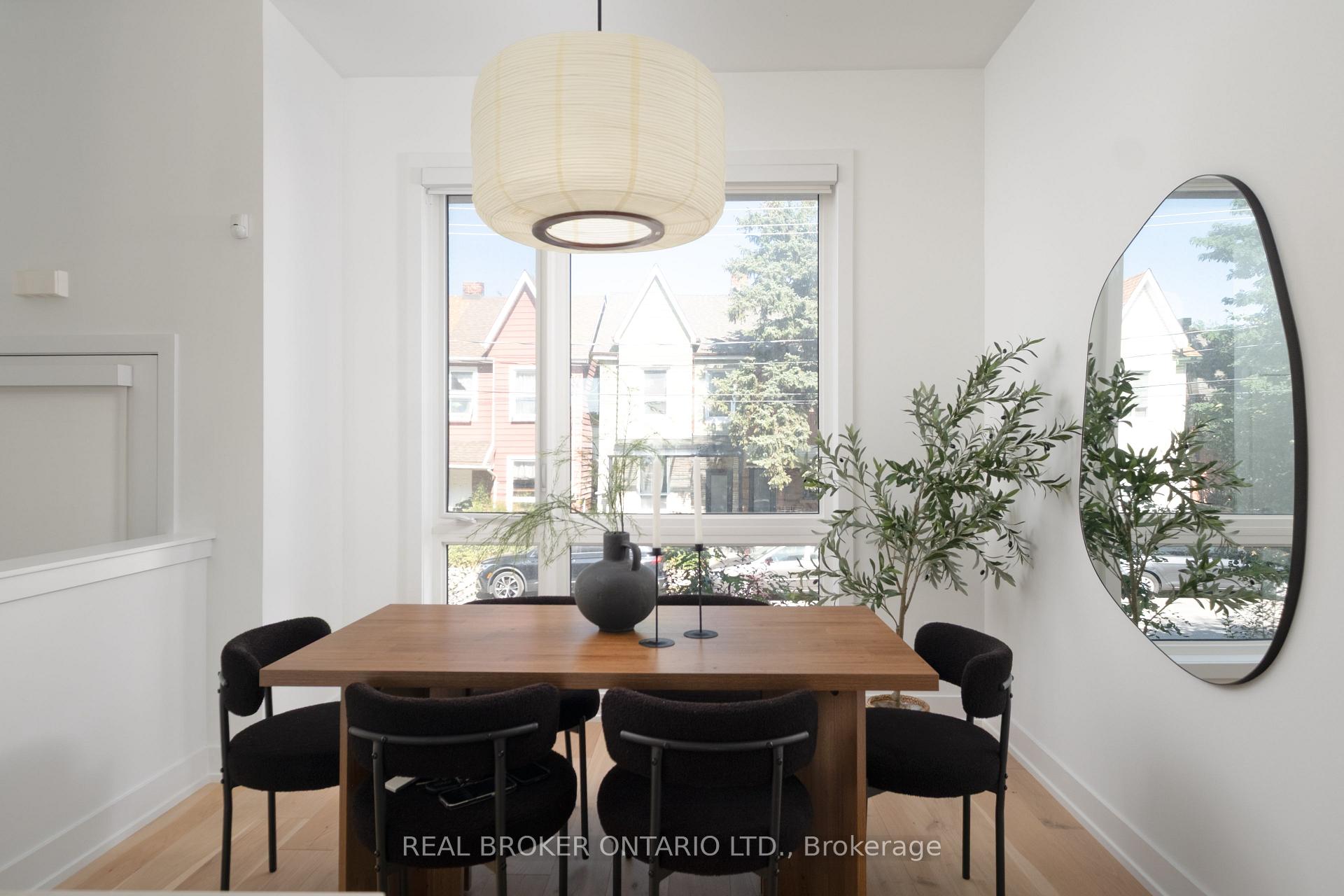 Photo 11 of 62A Perth Avenue, Toronto, Dufferin Grove — HOMEH