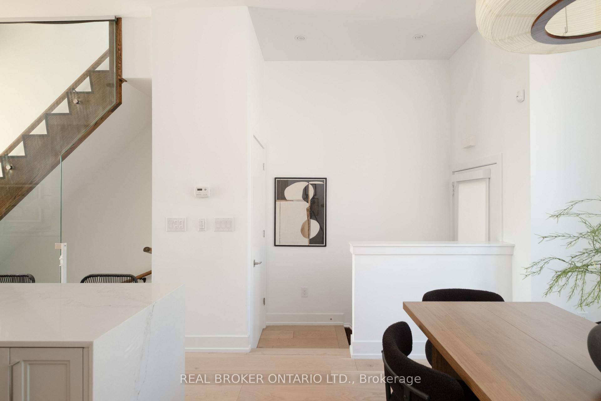Photo 13 of 62A Perth Avenue, Toronto, Dufferin Grove — HOMEH