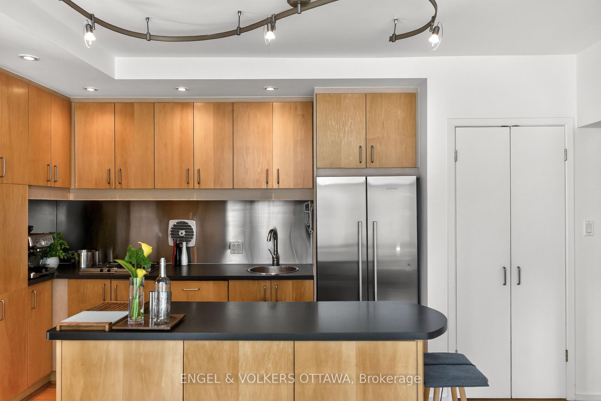 Photo 17 of 73 Gilmour Street, Ottawa, Ottawa Centre/Golden Triangle — HOMEH