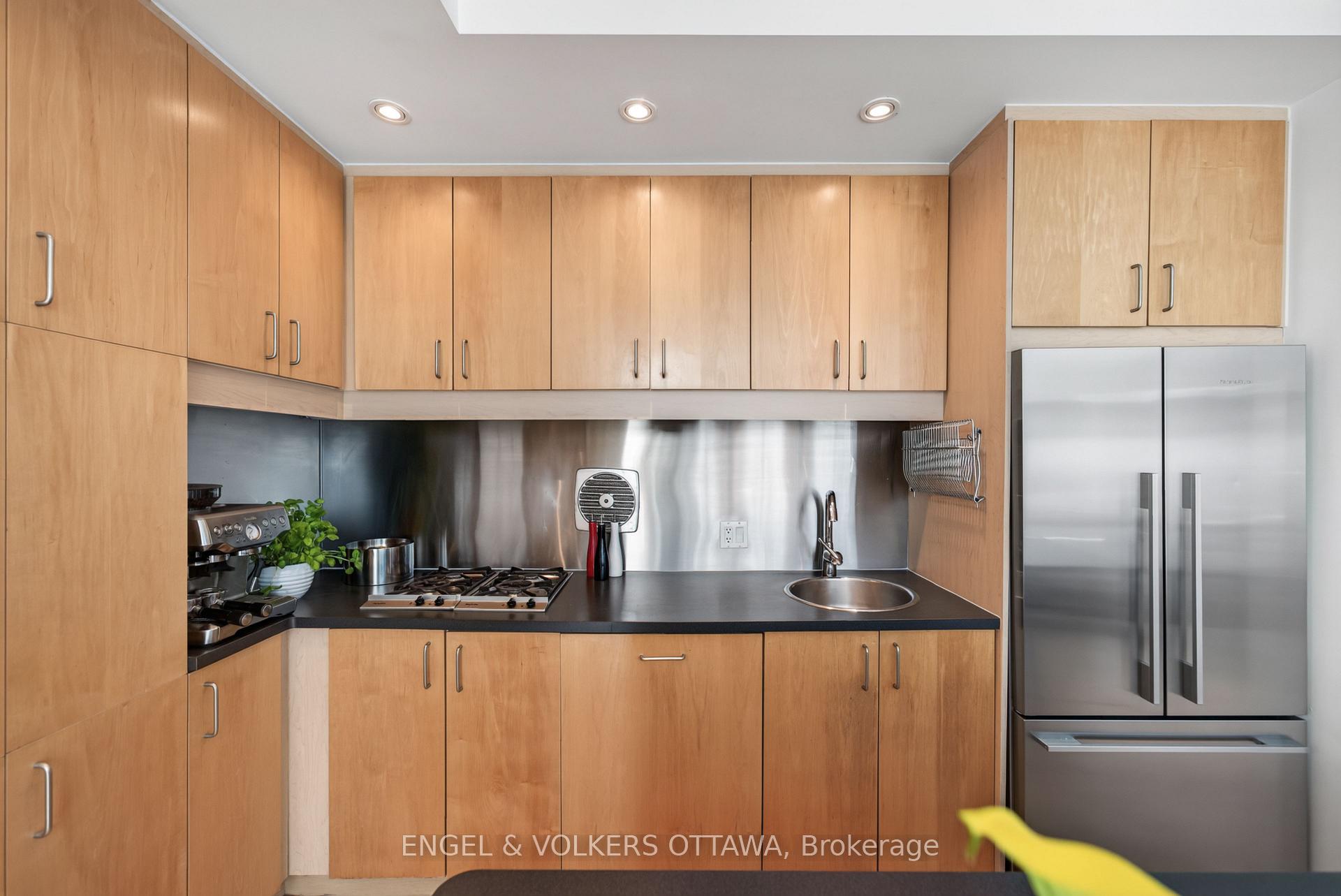 Photo 18 of 73 Gilmour Street, Ottawa, Ottawa Centre/Golden Triangle — HOMEH