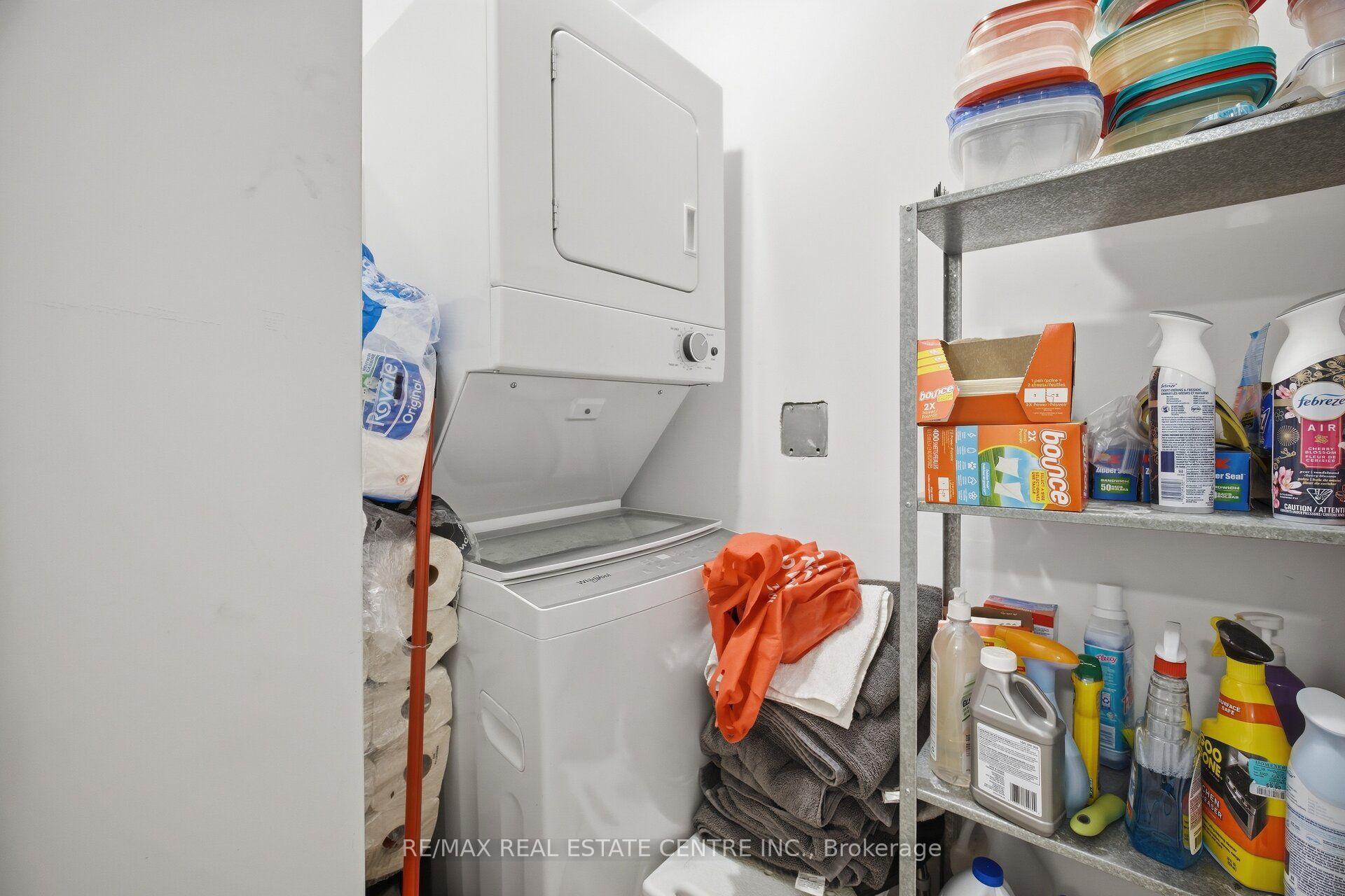 Photo 13 of Unit 1402, 5279 Highway 7, Vaughan, Vaughan Grove — HOMEH