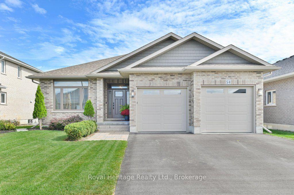 Photo 2 of 54 Hummingbird Drive, Belleville, Thurlow Ward — HOMEH