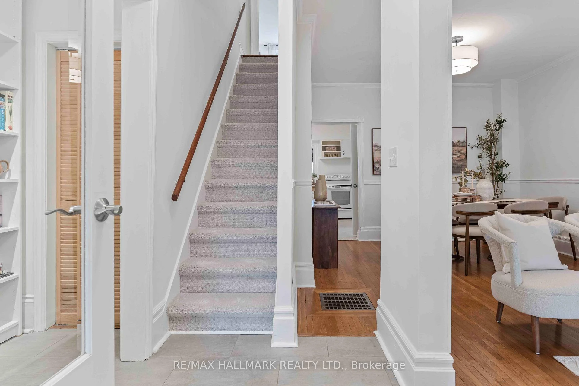 Photo 11 of 97 Coleman Avenue, Toronto, East End-Danforth — HOMEH