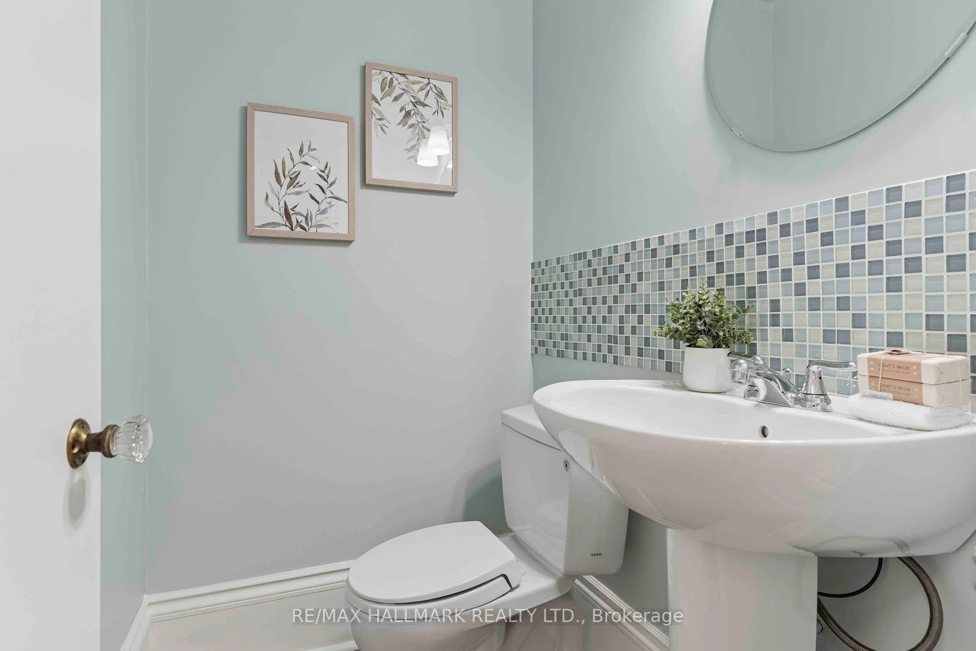 Photo 13 of 97 Coleman Avenue, Toronto, East End-Danforth — HOMEH