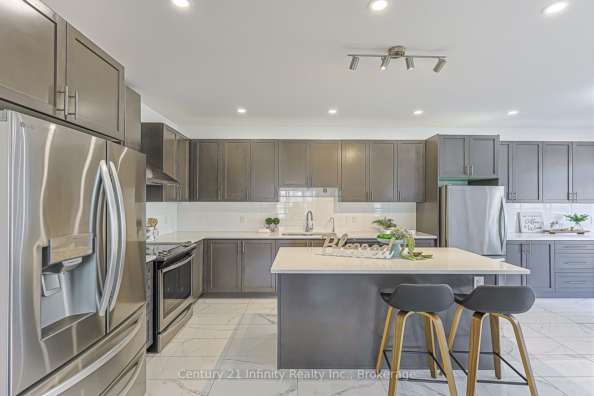 Photo 20 of 2 Gillivary Drive, Whitby, Rural Whitby — HOMEH