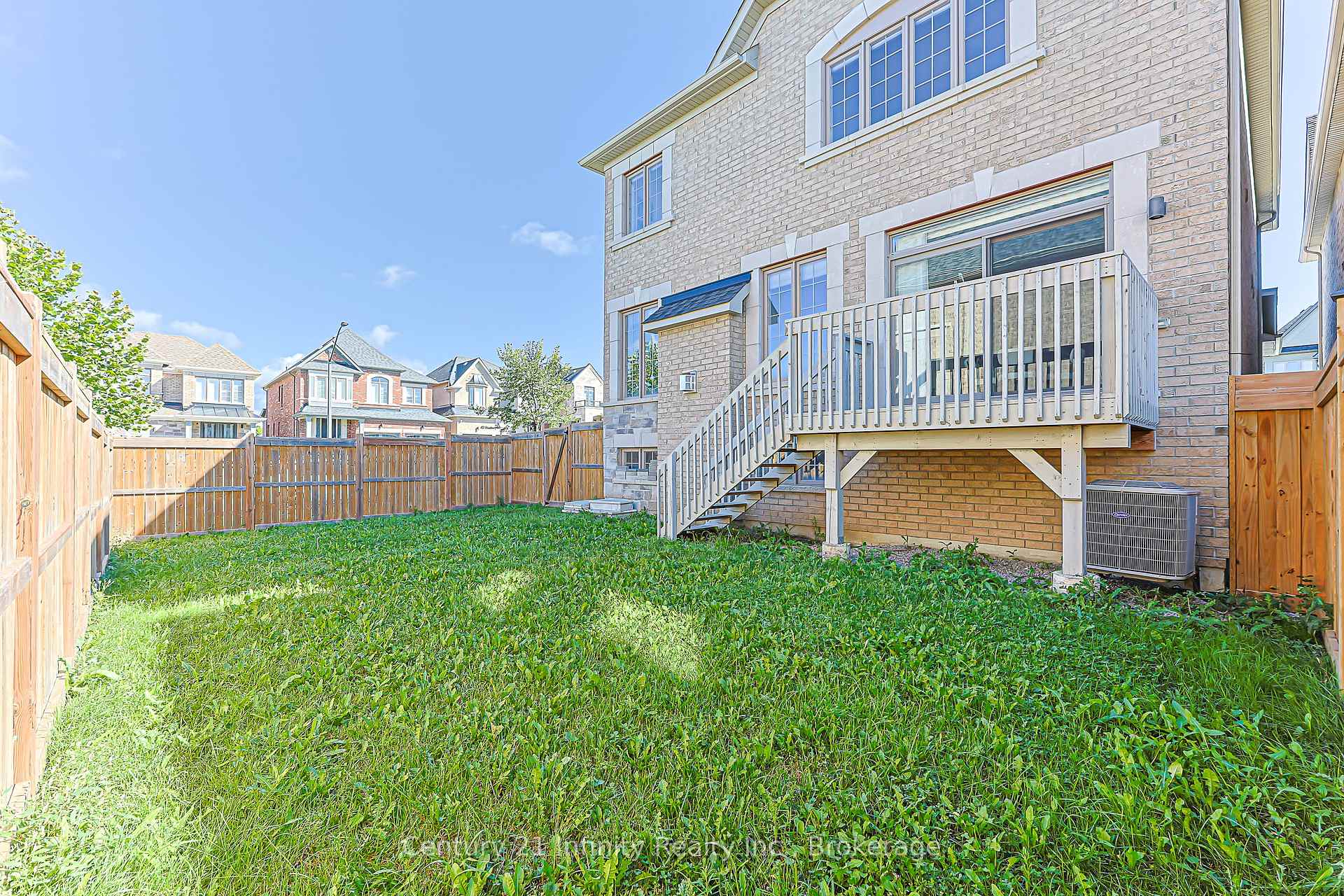 Photo 42 of 2 Gillivary Drive, Whitby, Rural Whitby — HOMEH