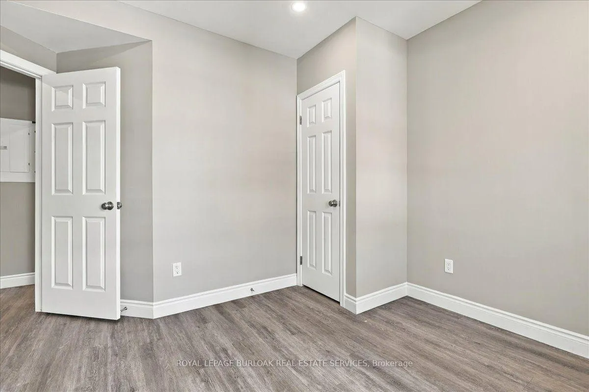 Photo 13 of Unit Upper, 17 Eby Street S, Kitchener, Cedar Hill — HOMEH