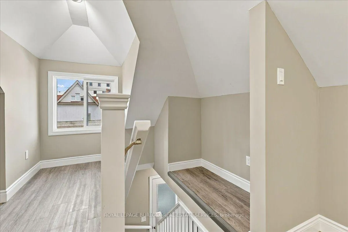 Photo 17 of Unit Upper, 17 Eby Street S, Kitchener, Cedar Hill — HOMEH