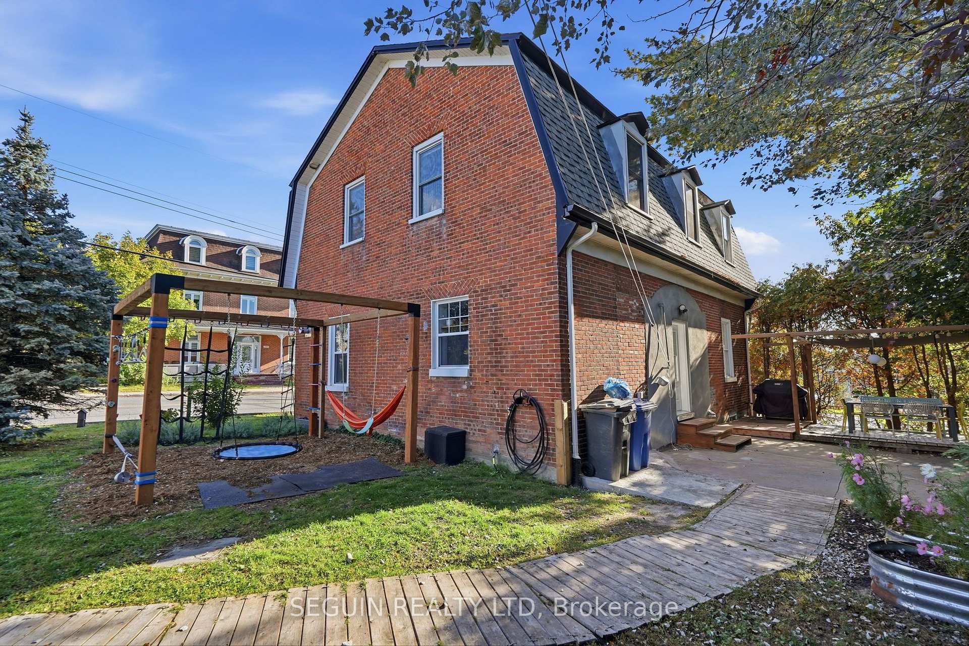 Photo 8 of 31 John Street, Champlain, L'Orignal — HOMEH