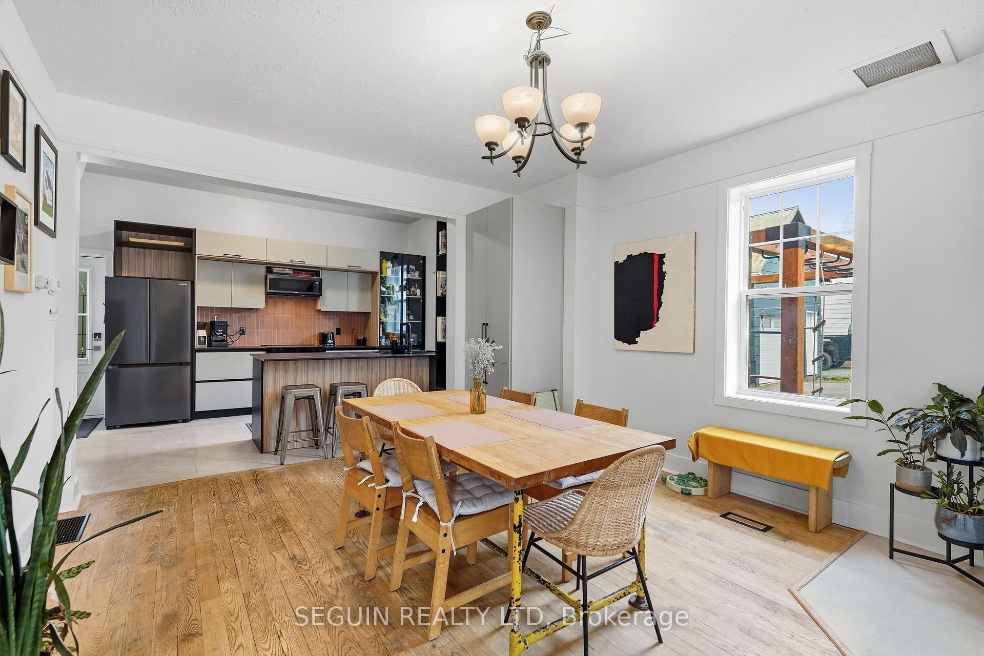 Photo 12 of 31 John Street, Champlain, L'Orignal — HOMEH