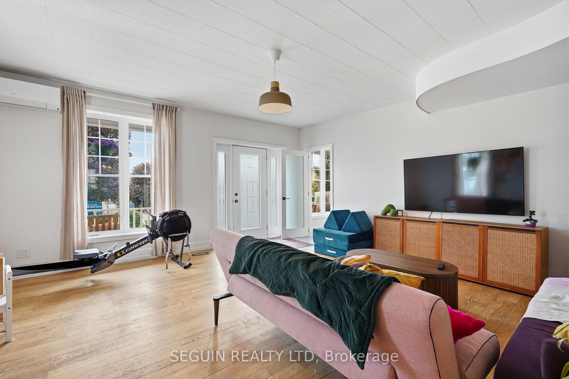 Photo 21 of 31 John Street, Champlain, L'Orignal — HOMEH