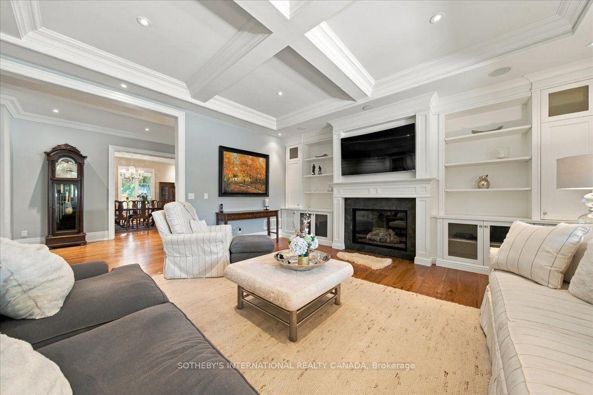 Photo 9 of 167 Pinewood Trail, Mississauga, Mineola — HOMEH