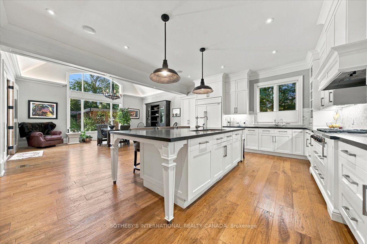 Photo 10 of 167 Pinewood Trail, Mississauga, Mineola — HOMEH