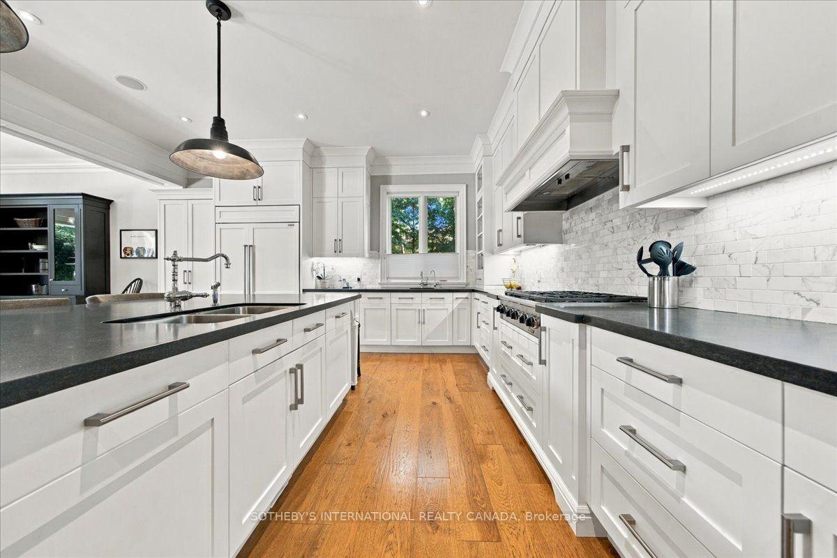 Photo 11 of 167 Pinewood Trail, Mississauga, Mineola — HOMEH