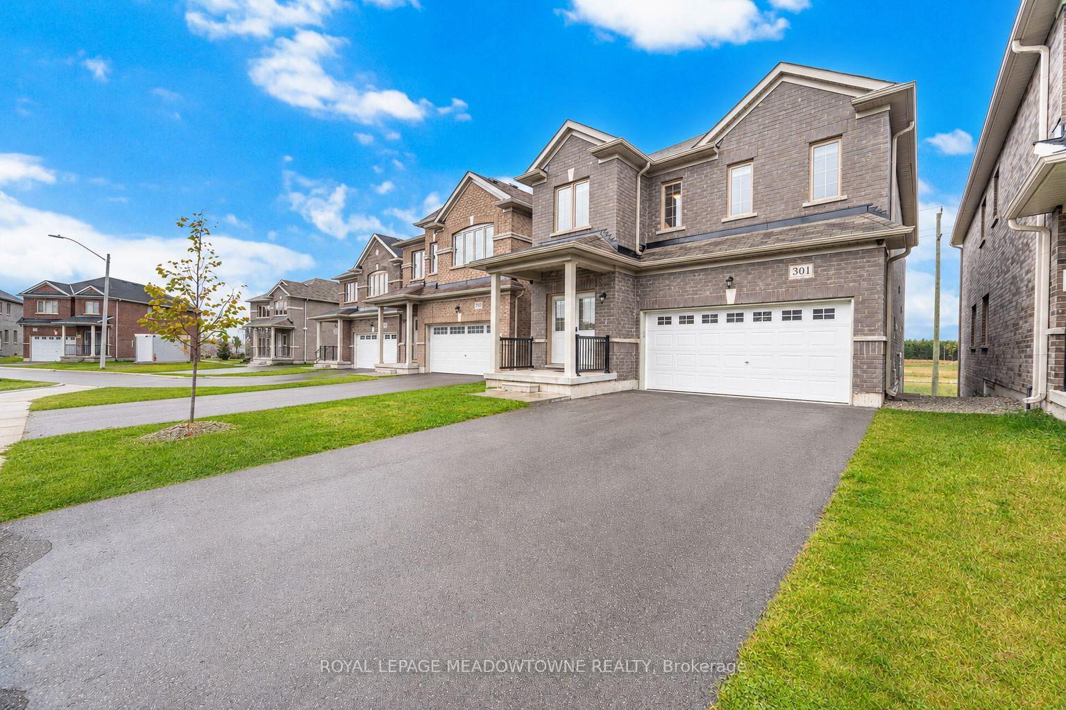 Photo of 301 Ridley Crescent