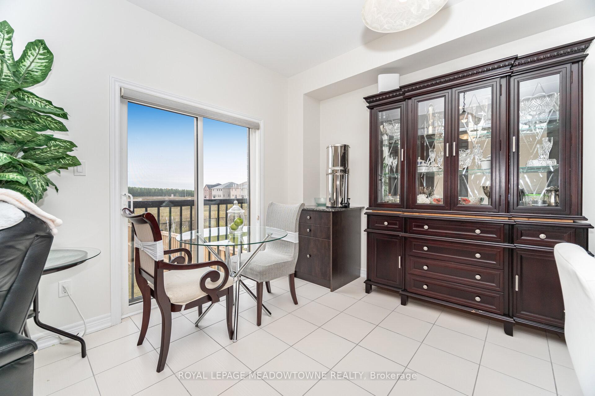 Photo 17 of 301 Ridley Crescent, Southgate — HOMEH