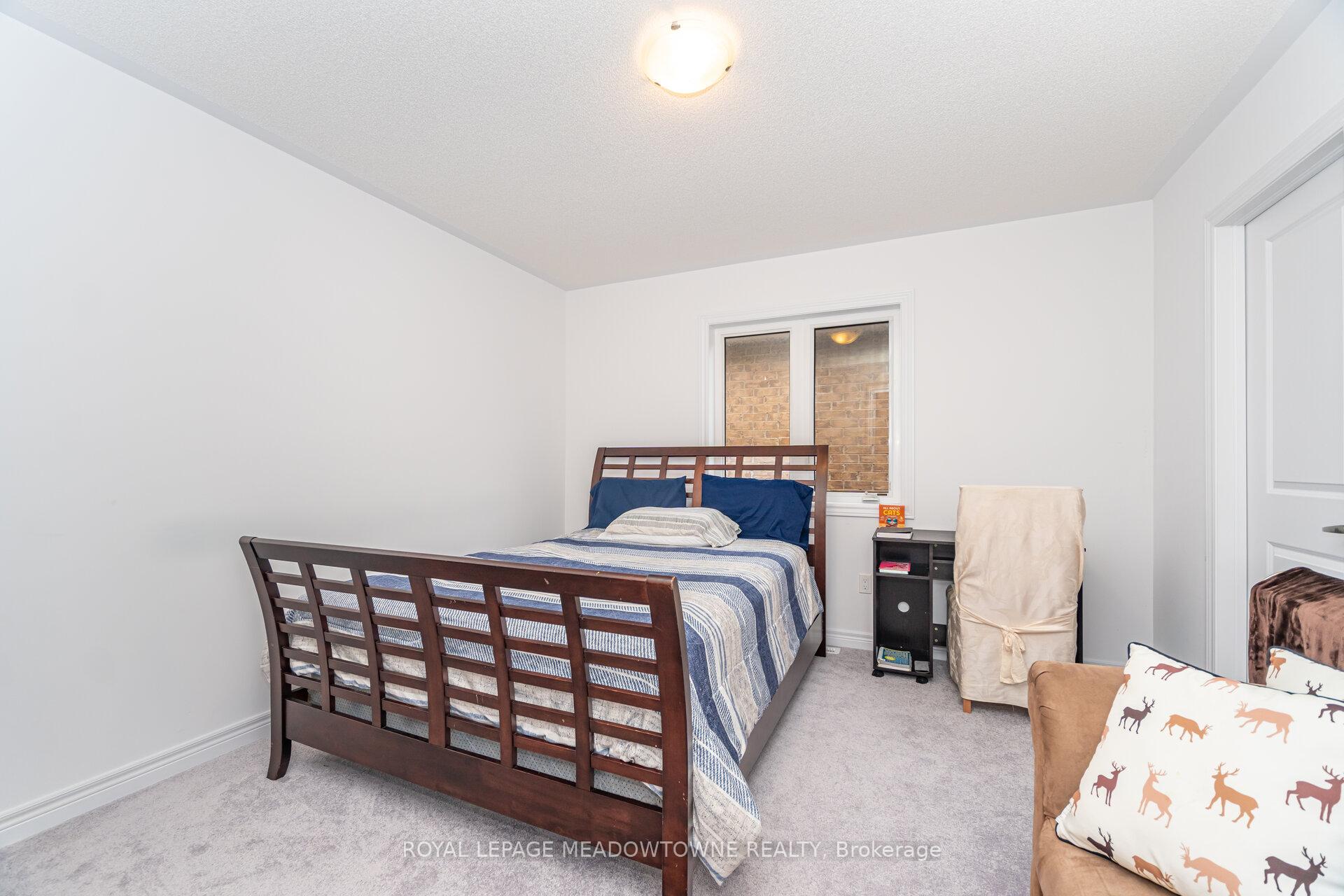 Photo 25 of 301 Ridley Crescent, Southgate — HOMEH