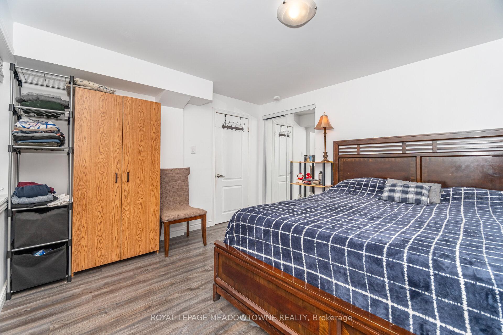 Photo 40 of 301 Ridley Crescent, Southgate — HOMEH