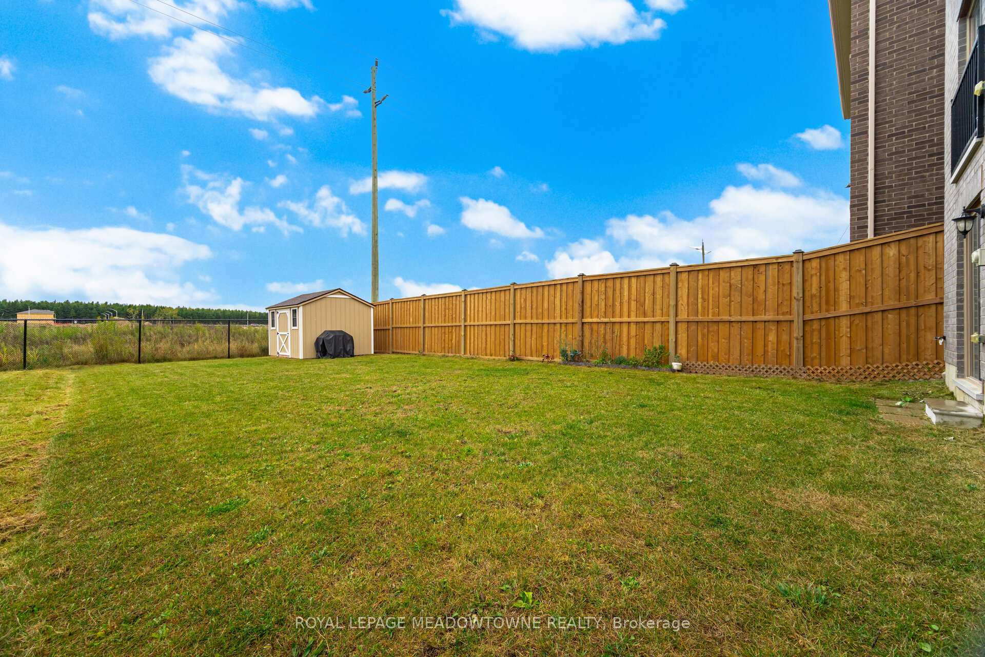 Photo 42 of 301 Ridley Crescent, Southgate — HOMEH