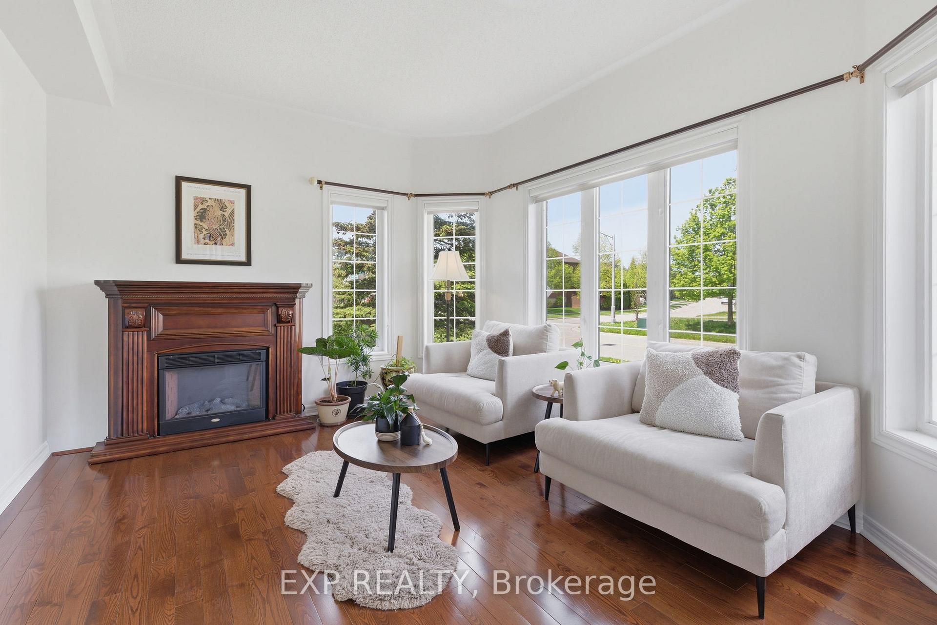 Photo 6 of 2137 Frontier Drive, Oakville, West Oak Trails — HOMEH