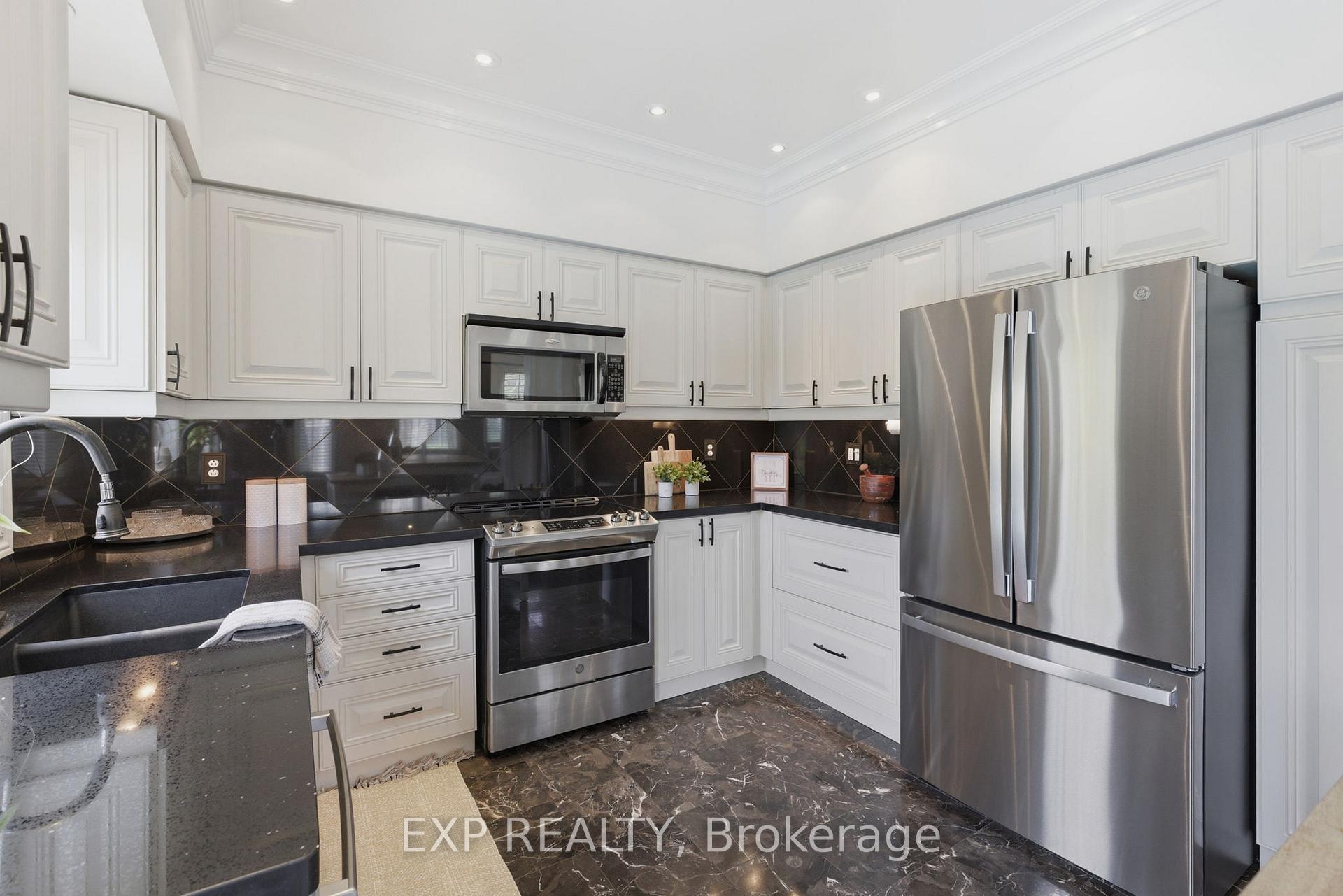 Photo 16 of 2137 Frontier Drive, Oakville, West Oak Trails — HOMEH