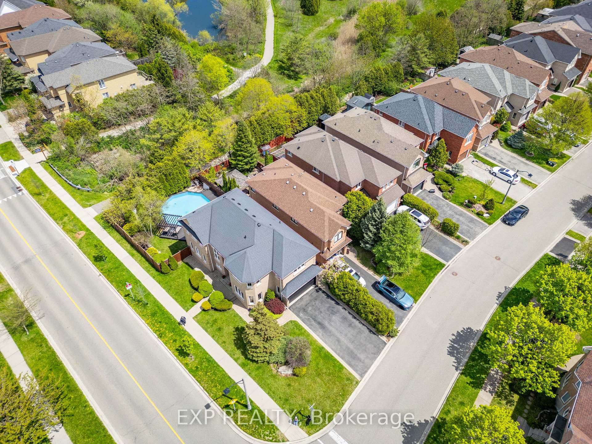 Photo 46 of 2137 Frontier Drive, Oakville, West Oak Trails — HOMEH