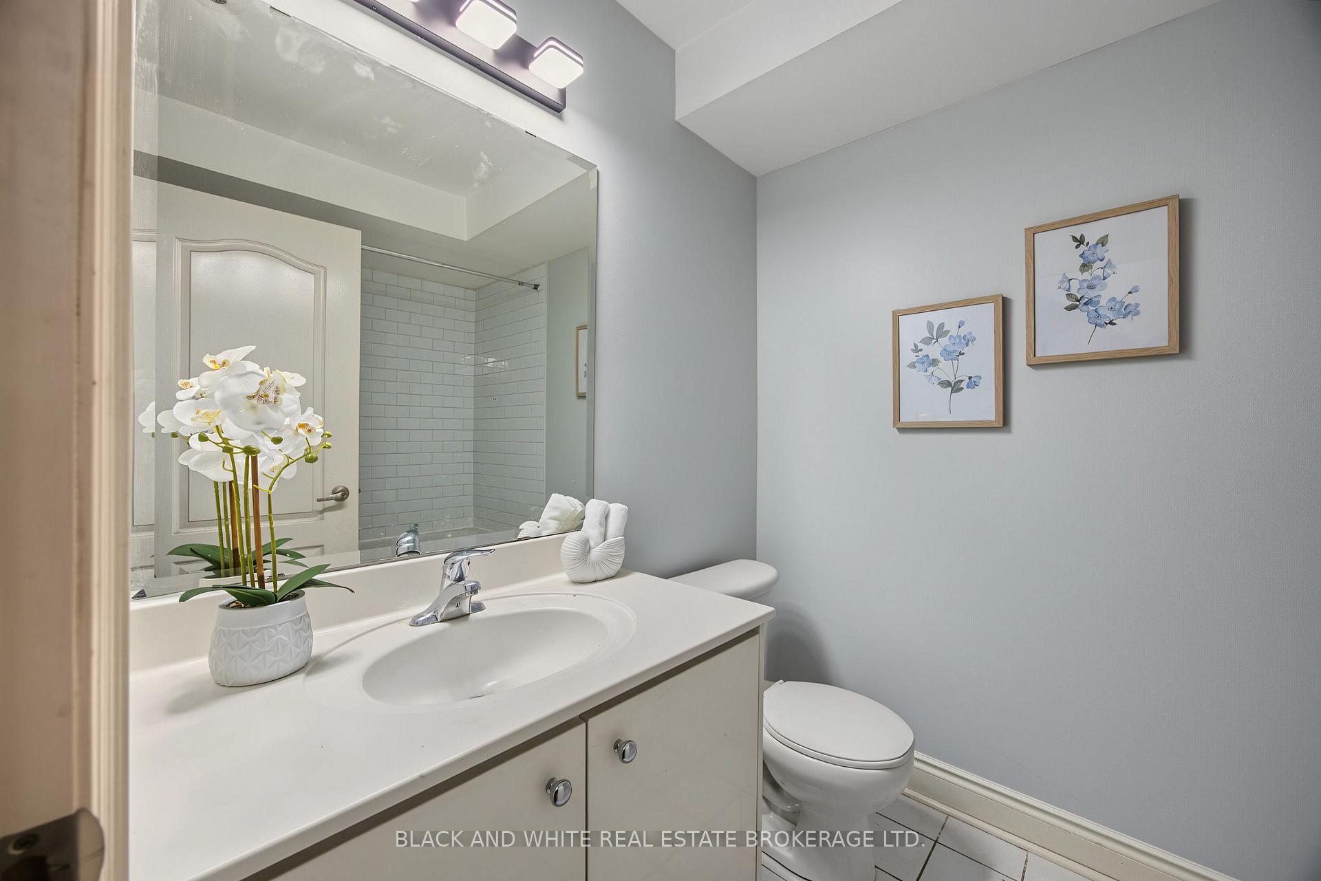 Photo 10 of Unit 5, 265 Van Dusen Boulevard, Etobicoke, Islington-City Centre West — HOMEH