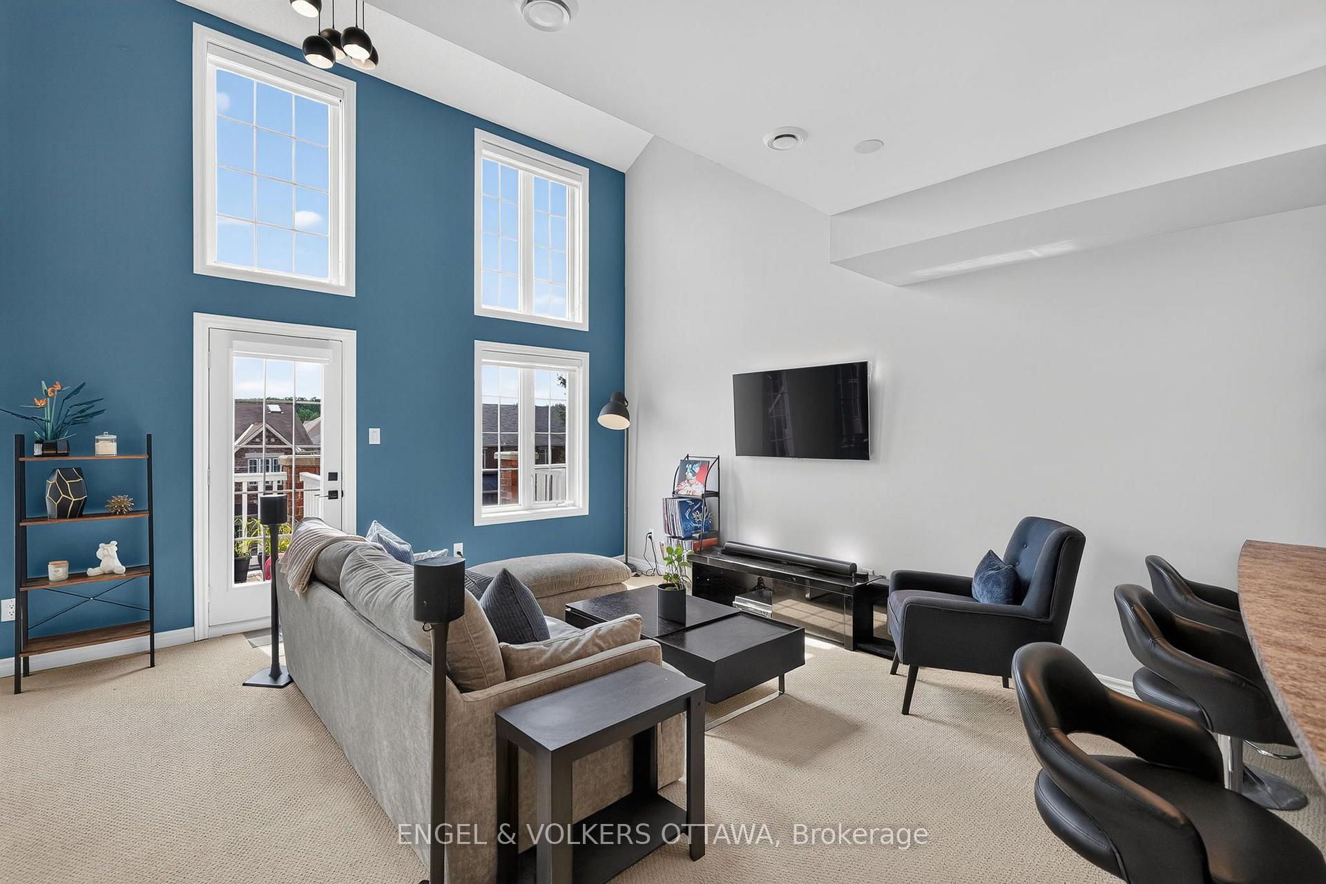 Photo 7 of 123 Eye Bright Crescent, Ottawa, Riverside South/Gloucester Glen — HOMEH
