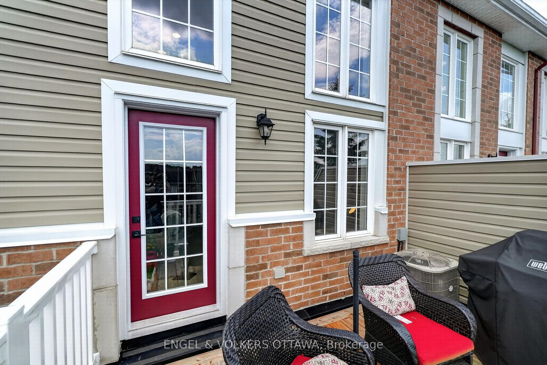 Photo 22 of 123 Eye Bright Crescent, Ottawa, Riverside South/Gloucester Glen — HOMEH