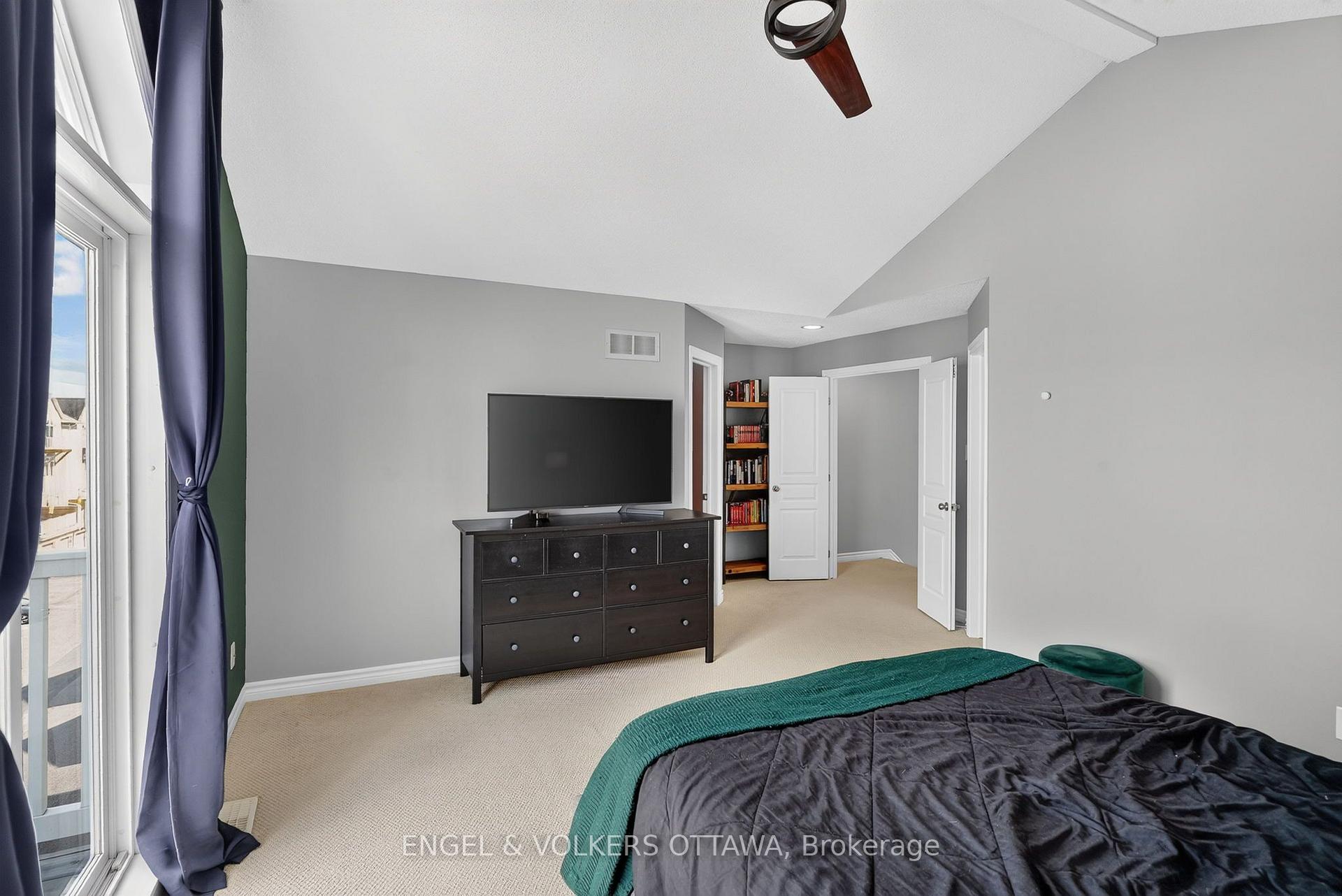 Photo 29 of 123 Eye Bright Crescent, Ottawa, Riverside South/Gloucester Glen — HOMEH