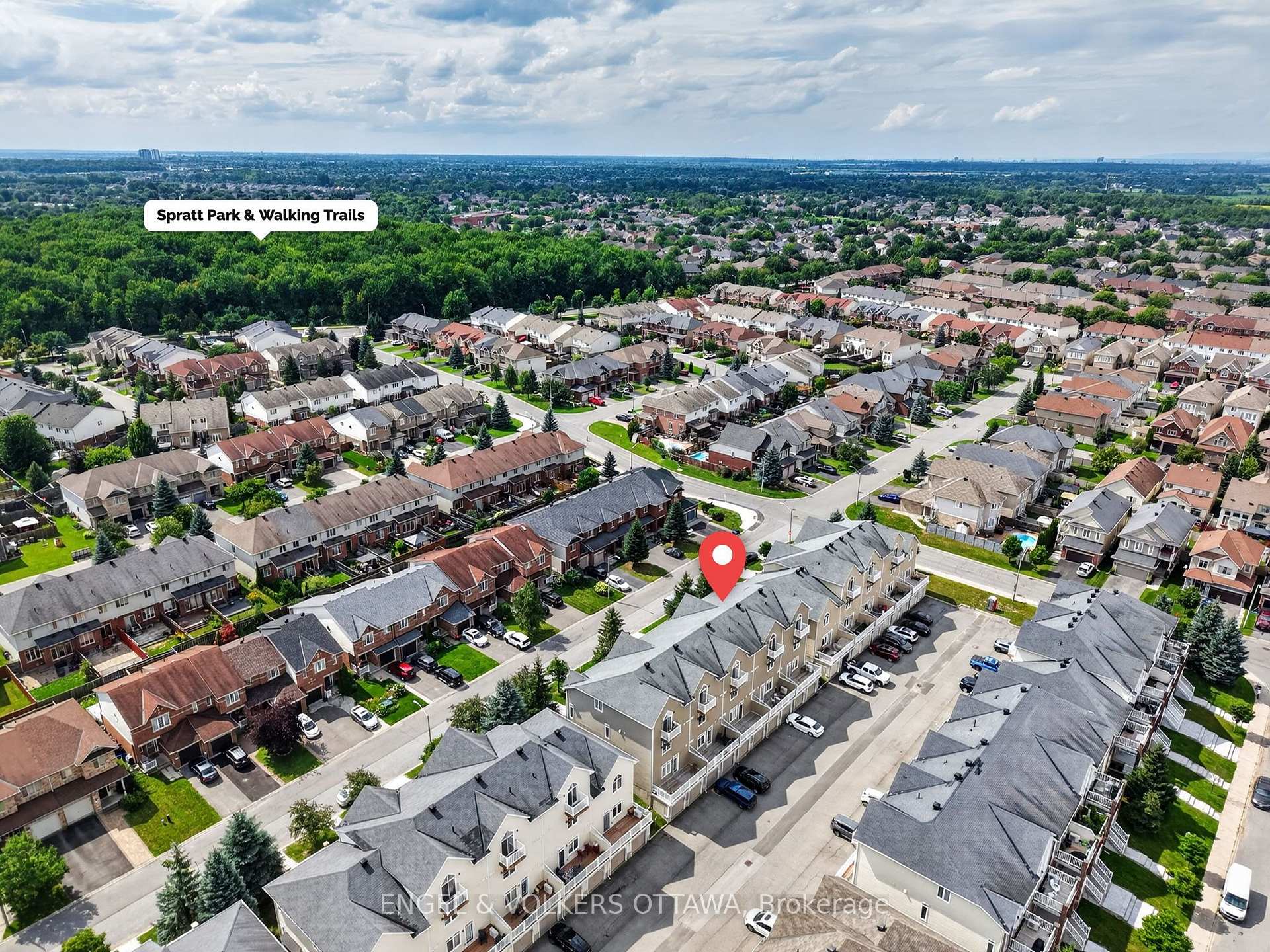Photo 40 of 123 Eye Bright Crescent, Ottawa, Riverside South/Gloucester Glen — HOMEH