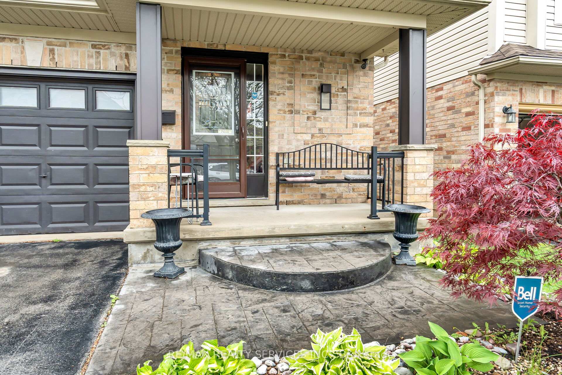Photo 6 of 752 North Leaksdale Circle, London, South U — HOMEH