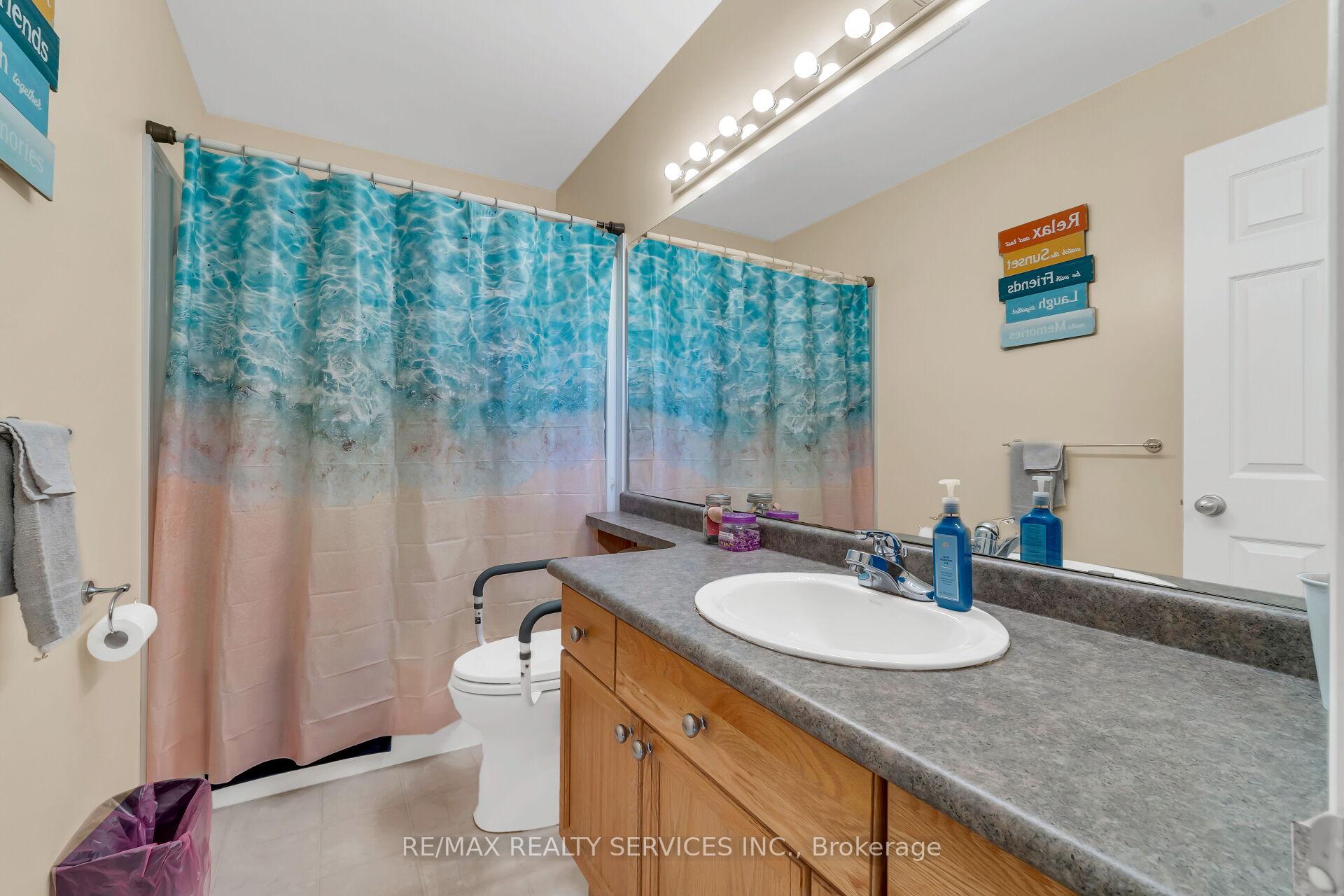 Photo 28 of 752 North Leaksdale Circle, London, South U — HOMEH