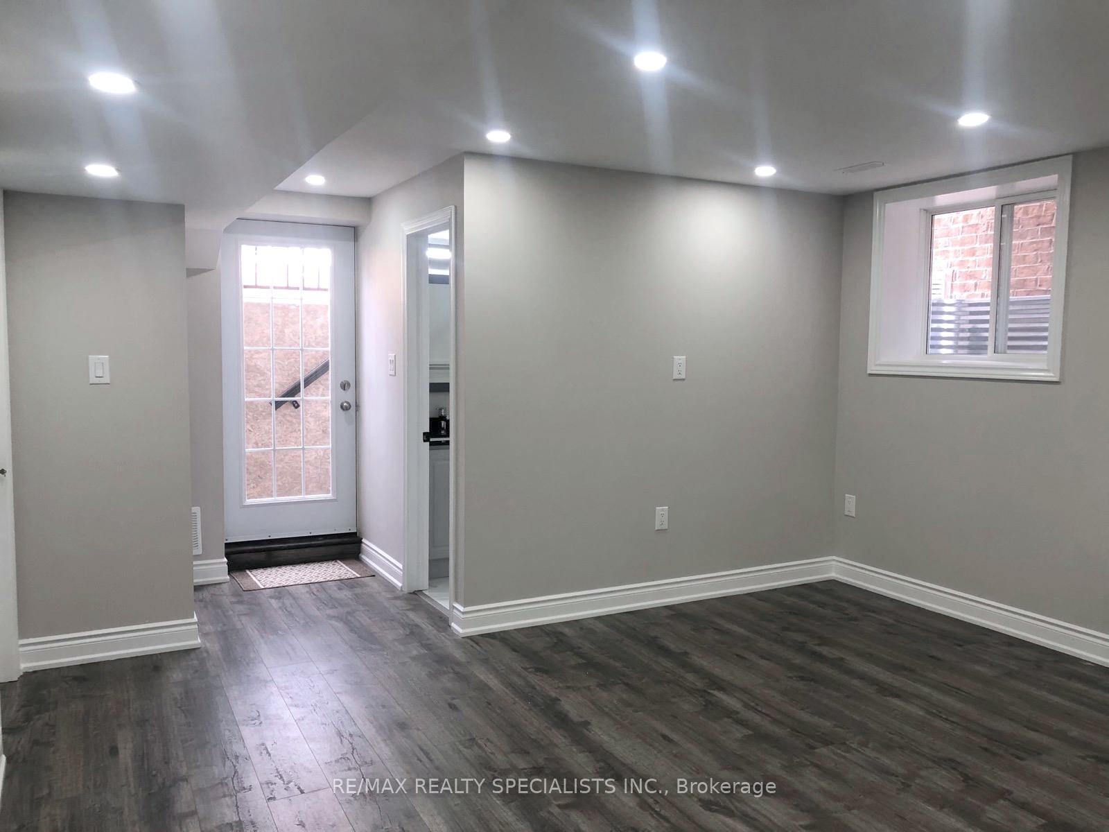 Photo 7 of Unit Bsmt, 471 Violet Gate, Milton, Walker — HOMEH