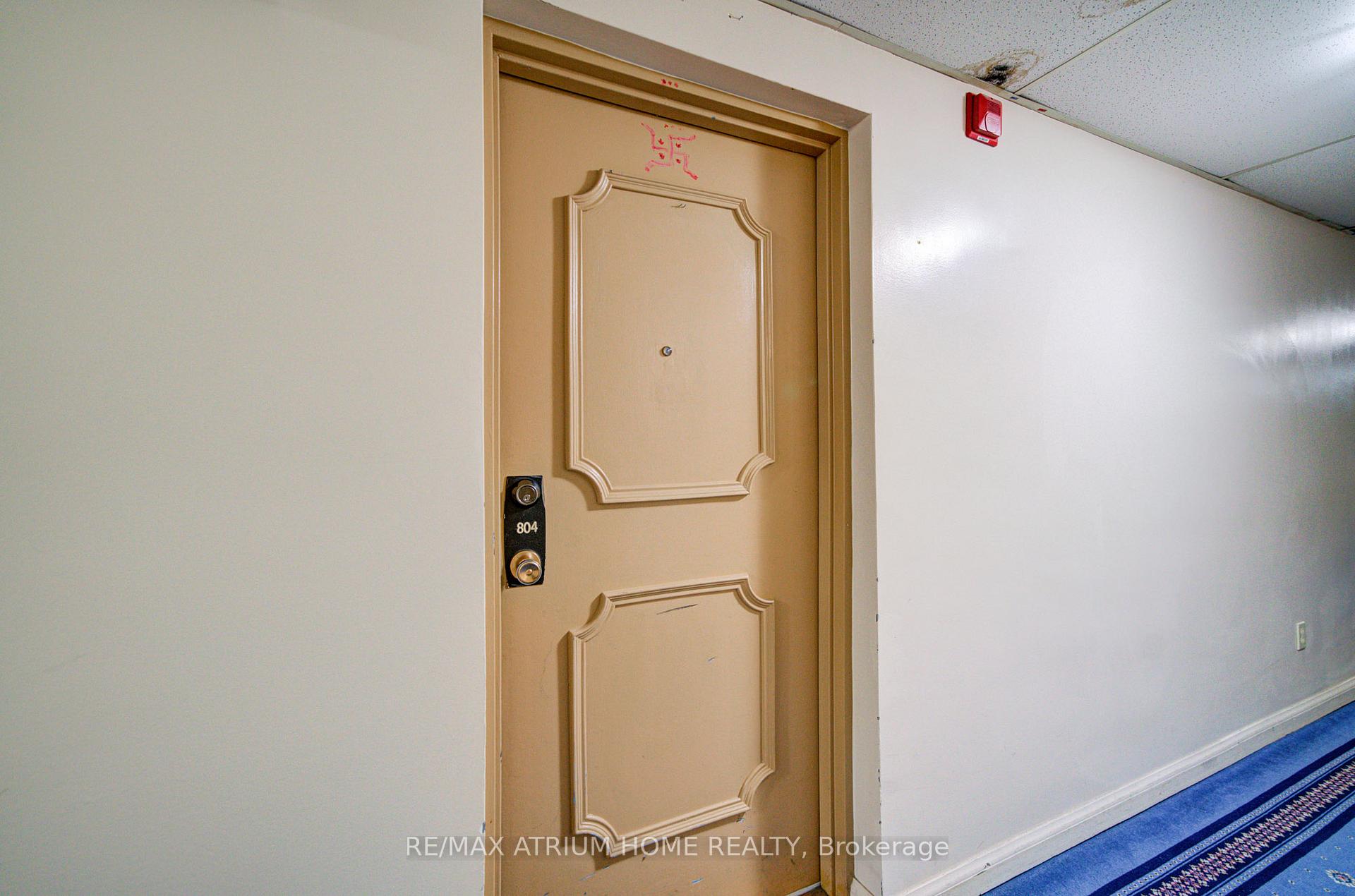 Photo 7 of Unit 804, 1101 Pharmacy Avenue, Scarborough, Wexford-Maryvale — HOMEH