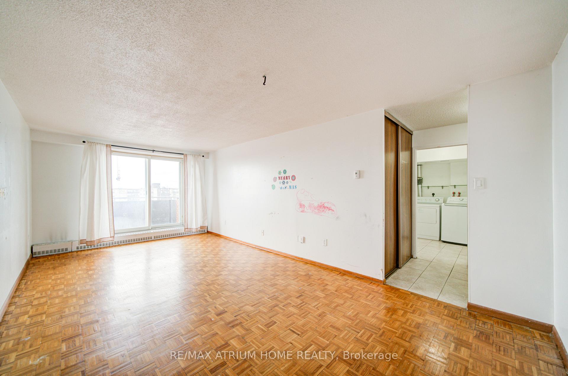 Photo 12 of Unit 804, 1101 Pharmacy Avenue, Scarborough, Wexford-Maryvale — HOMEH
